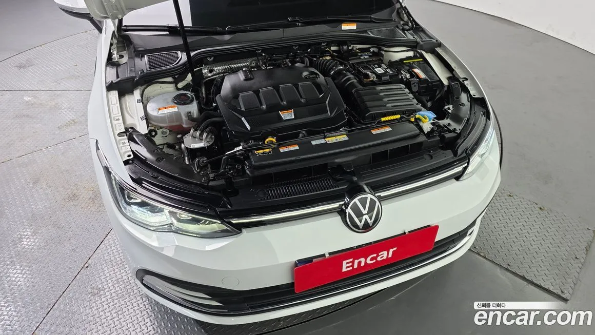 Volkswagen Golf 2022 из KR, фото 9