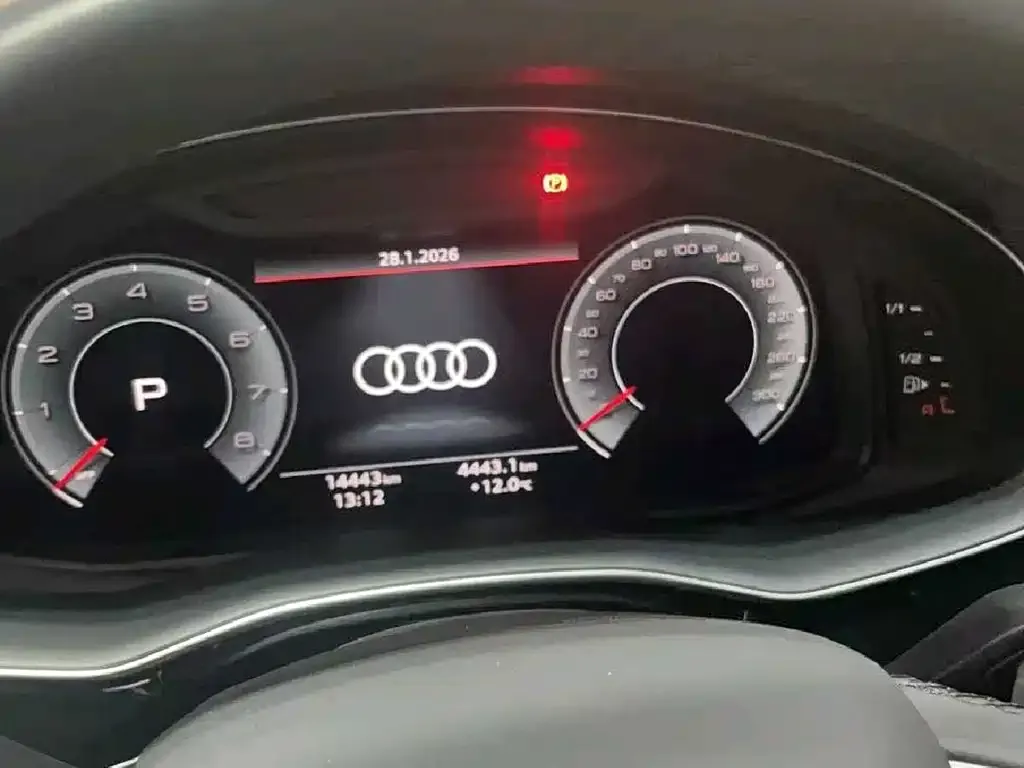 Audi Q7 — фото 2
