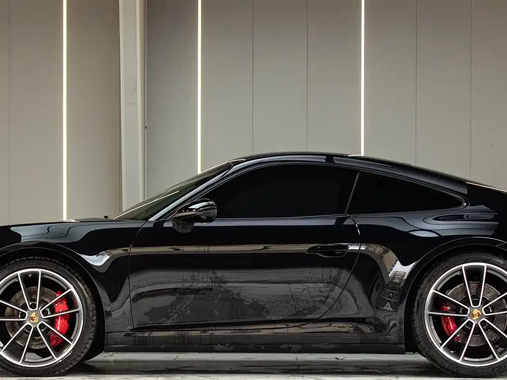 Porsche 911 2021 из CN, фото 5