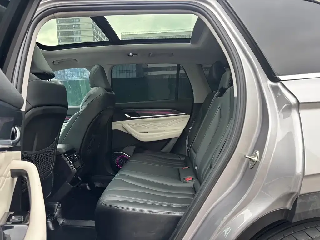 Geely Xingyue L 2023 из CN, фото 7