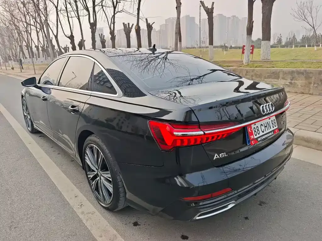 Audi A6L 2021 из CN, фото 2