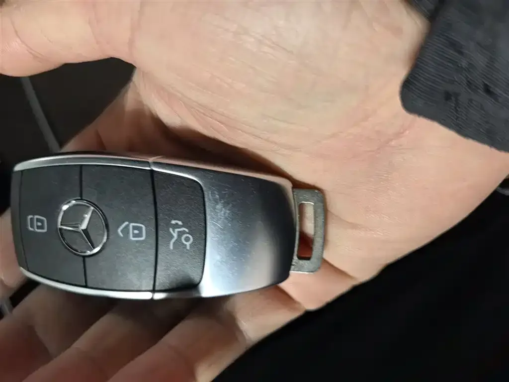Mercedes-Benz GLC 2021 из CN, фото 2