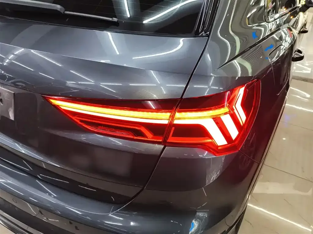 Audi Q3 2021 из CN, фото 6