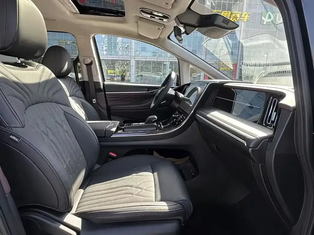 GAC Motor Trumpchi M8 2026 из CN, фото 10