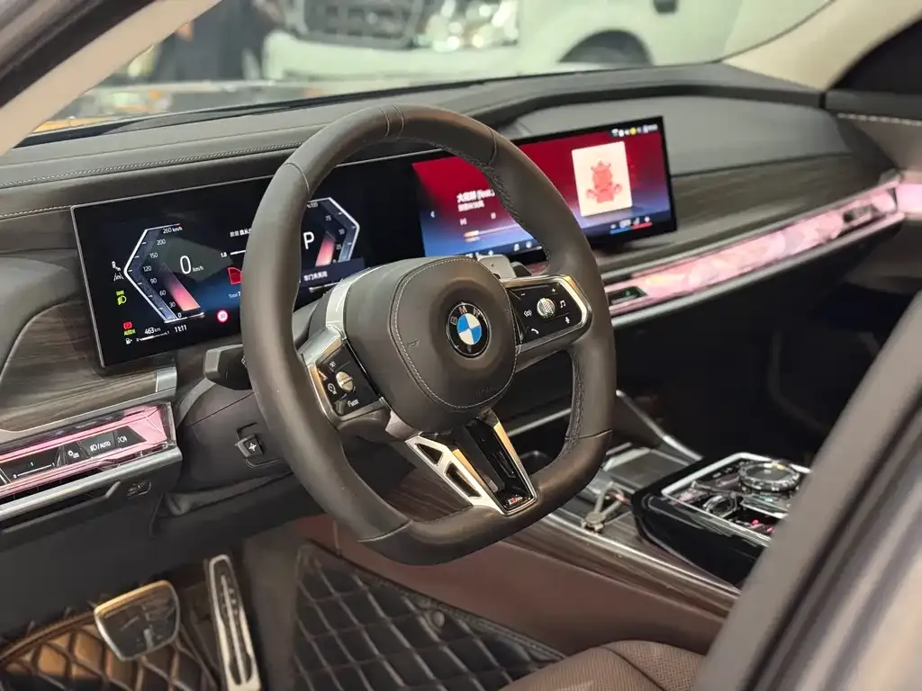 BMW 7 Series 2024 из CN, фото 8