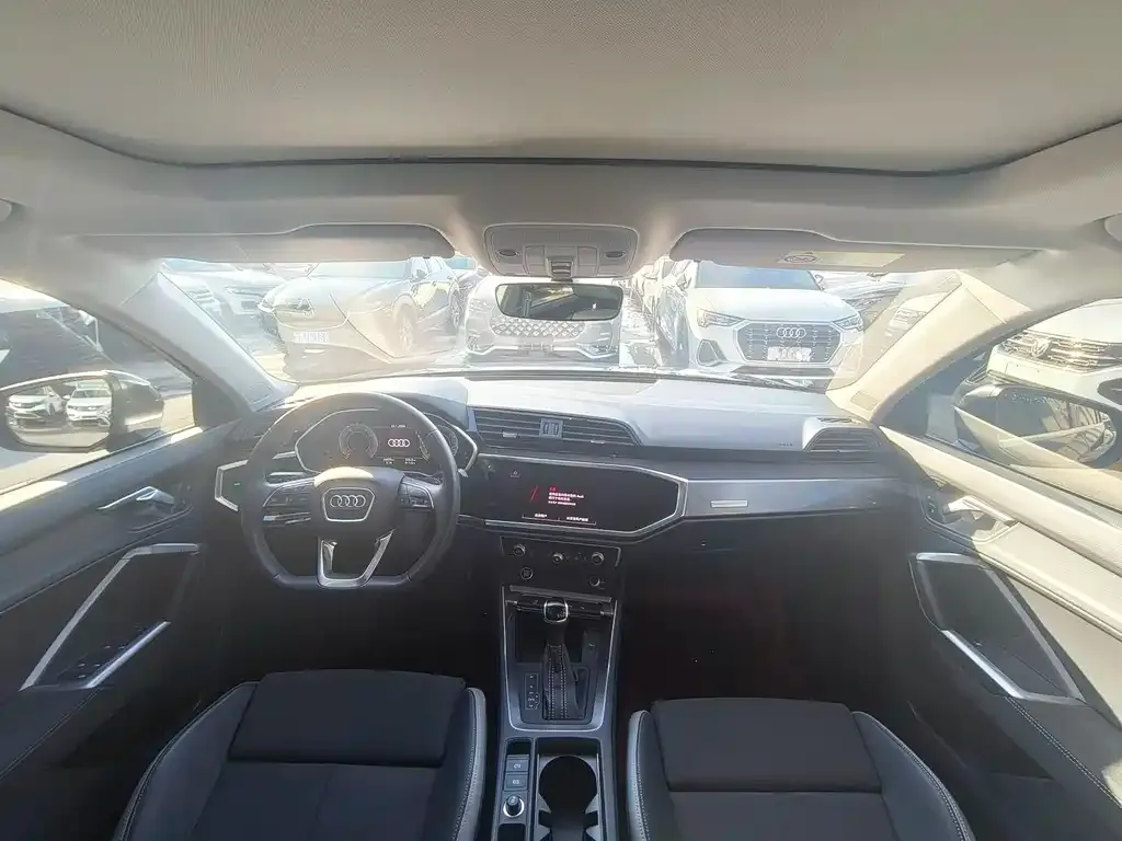 Audi Q3 2022 из CN, фото 4
