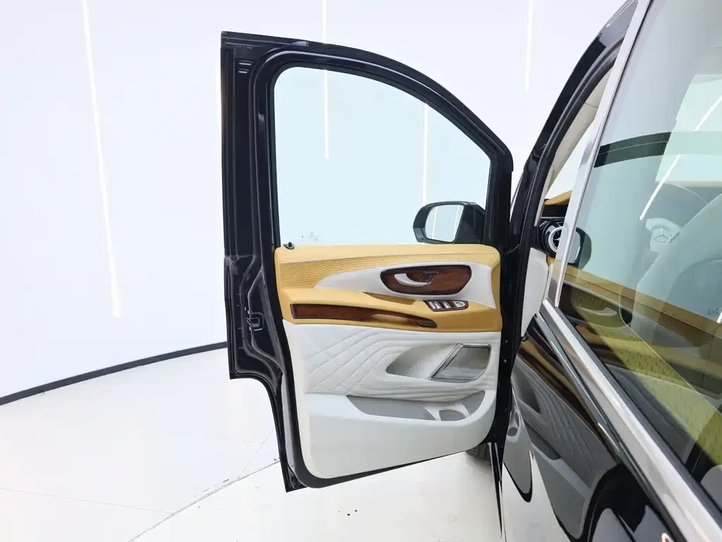 Mercedes-Benz Vito 2024 из CN, фото 10