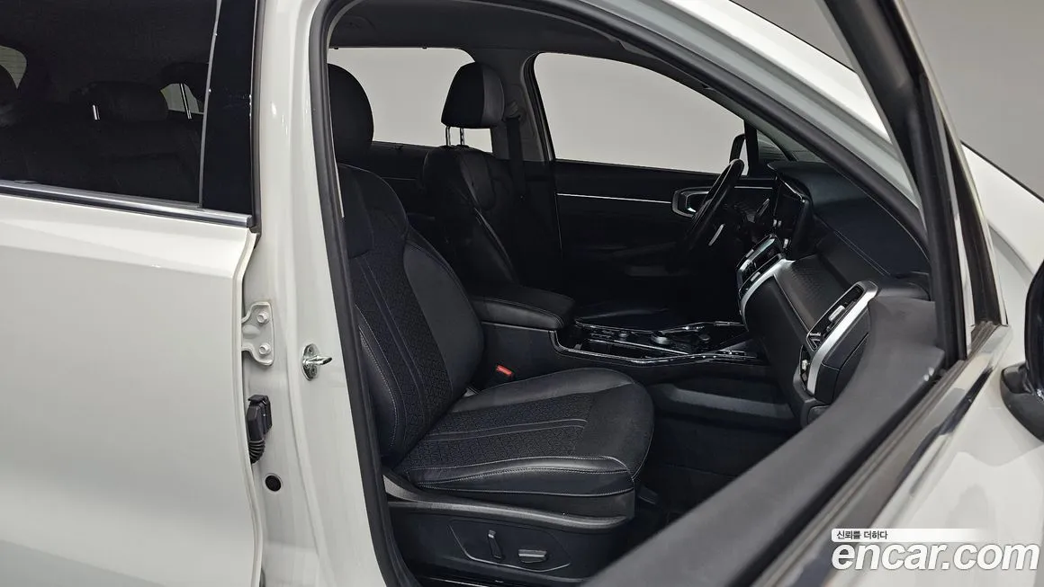 Kia Sorento — фото 7