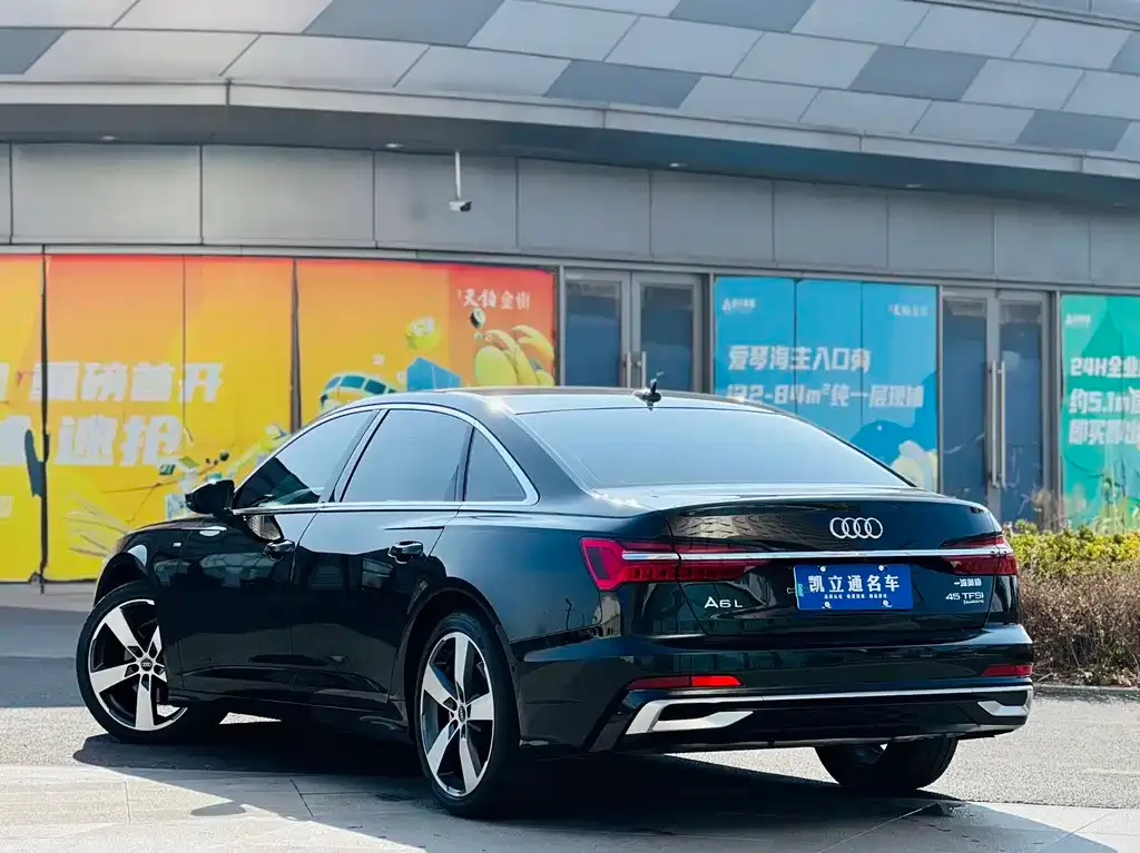 Audi A6L — фото 9