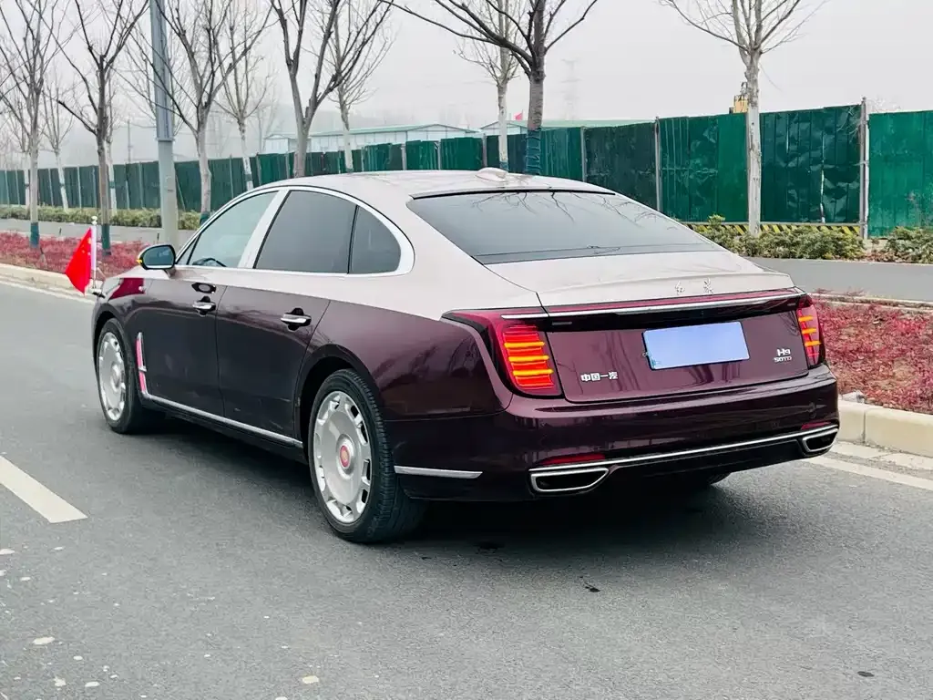 Hongqi H9 — фото 4