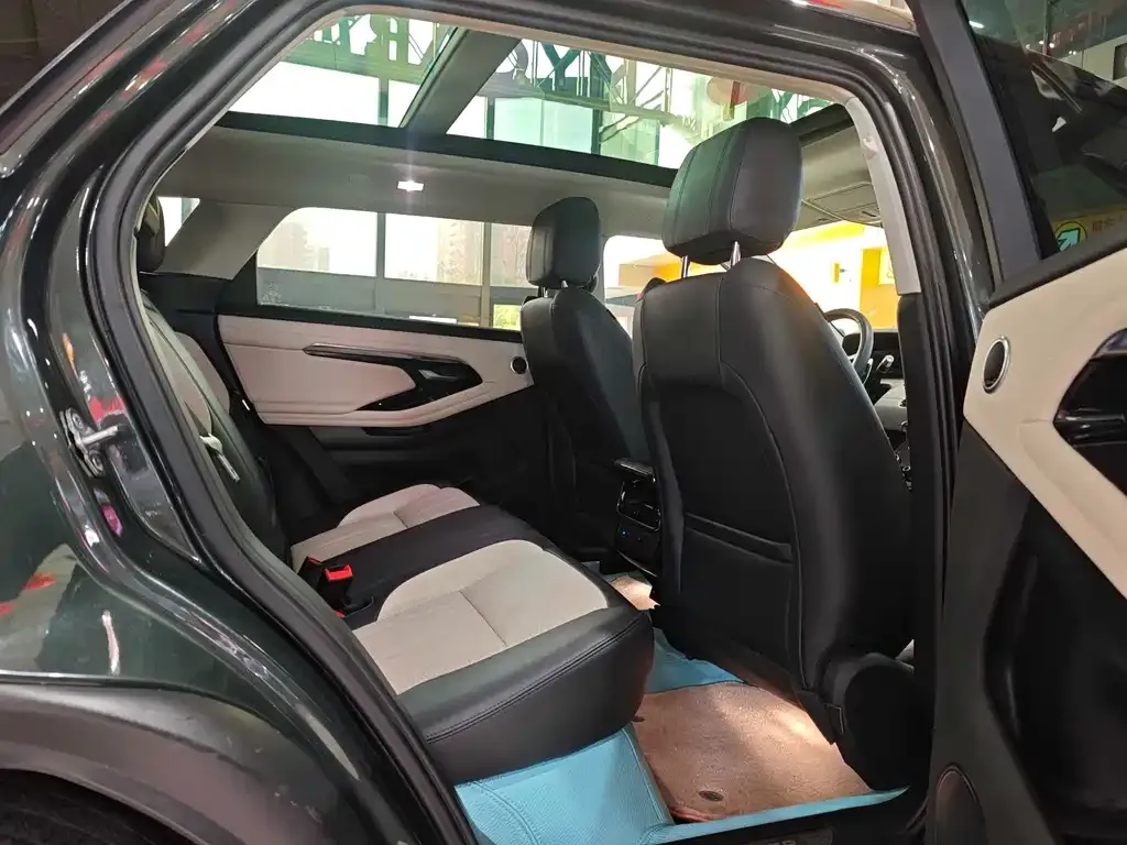 Land Rover Evoque 2022 из CN, фото 2