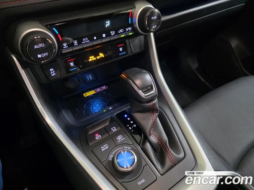 Toyota RAV4 2023 из KR, фото 10