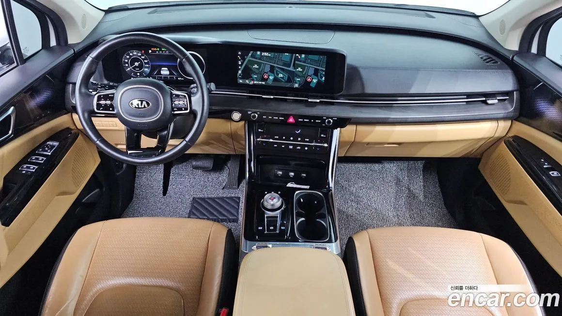 Kia Carnival — фото 9