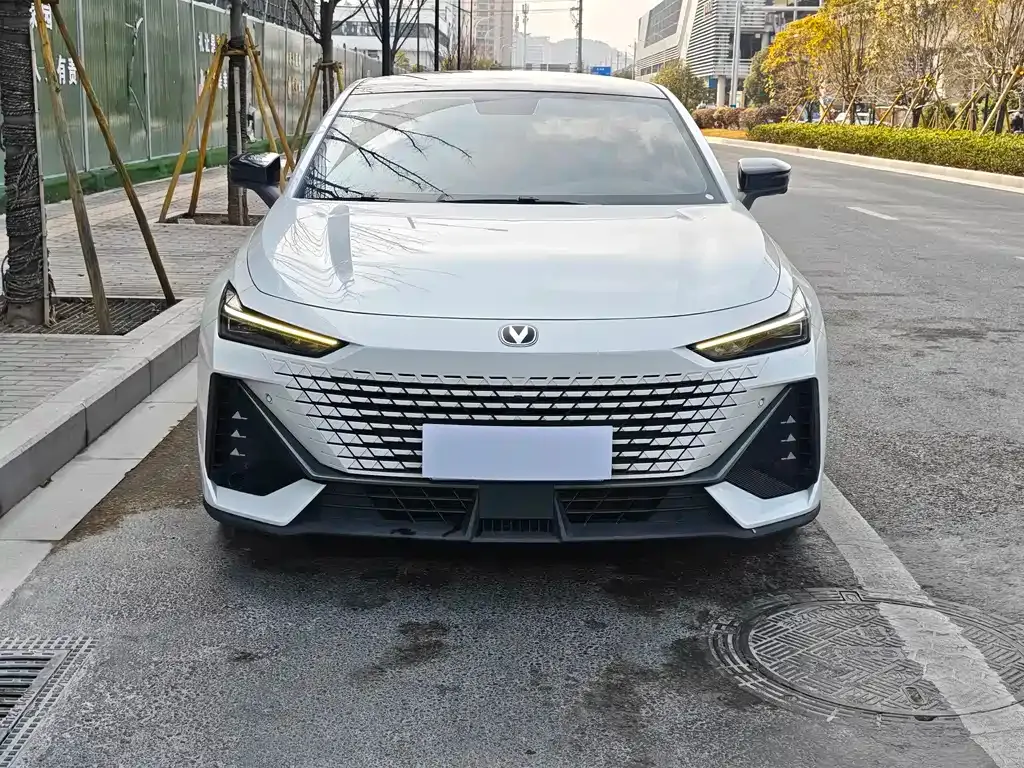 Changan UNI-V 2023 из CN, фото 5