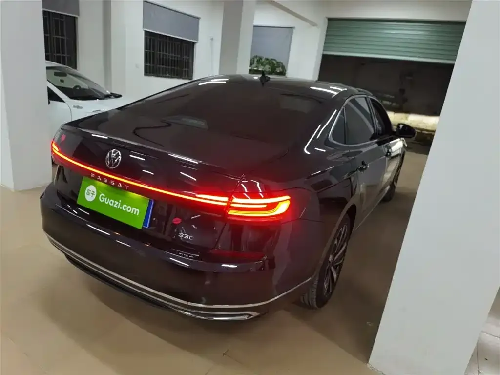 Volkswagen Passat 2022 из CN, фото 3