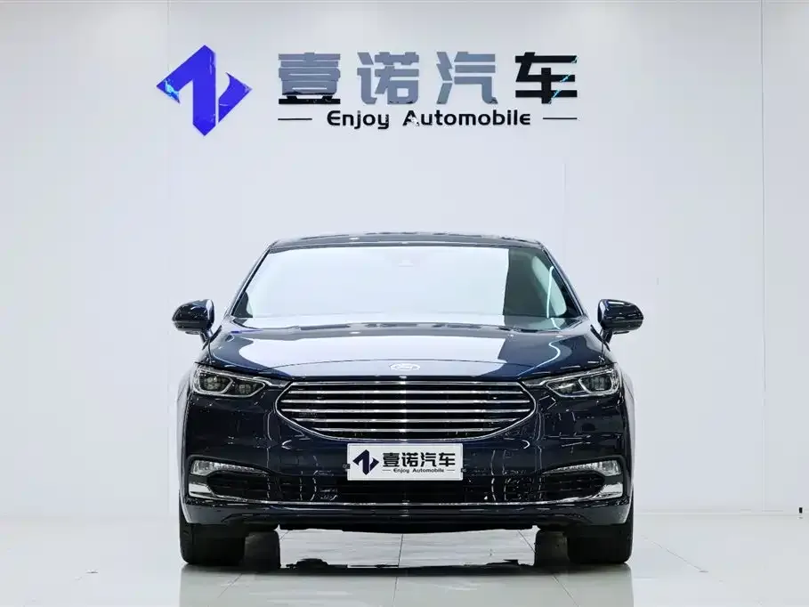 Ford Taurus 2021 из CN, фото 3