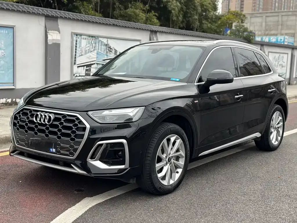 Audi Q5L 2022 из CN, фото 1