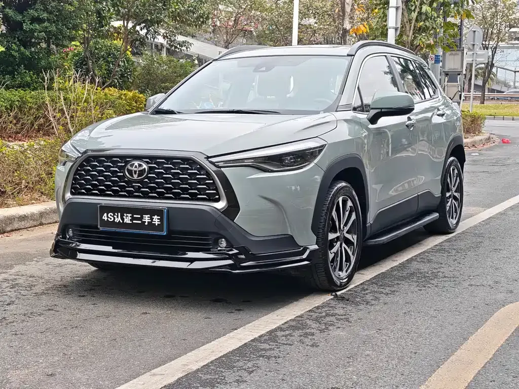 Toyota Corolla Cross 2022 из CN, фото 1