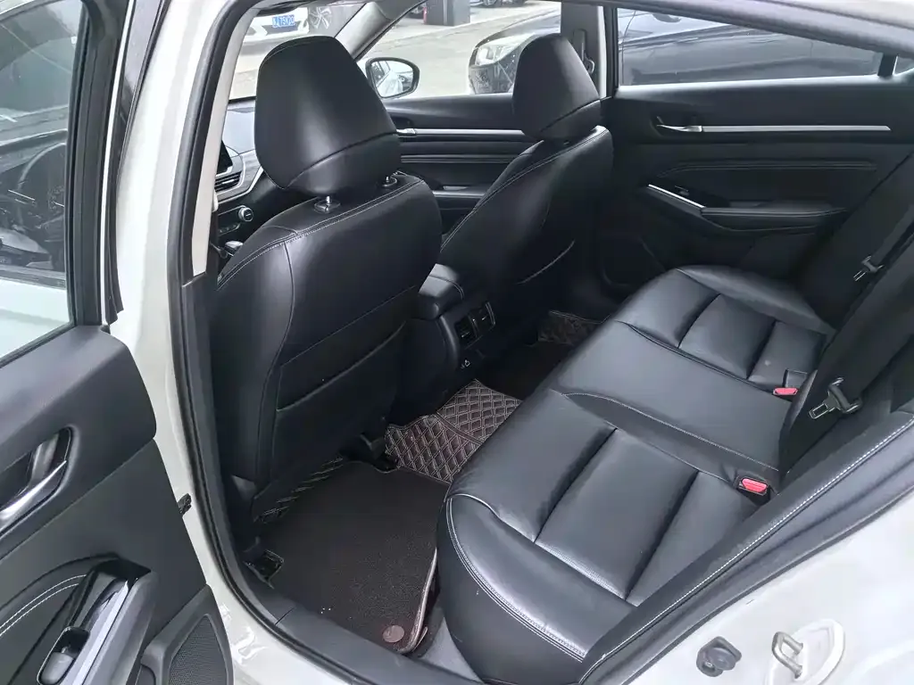 Nissan Teana 2021 из CN, фото 2