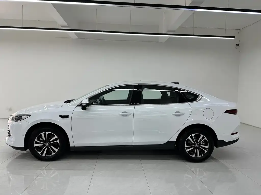 BYD Qin PLUS 2025 из CN, фото 10