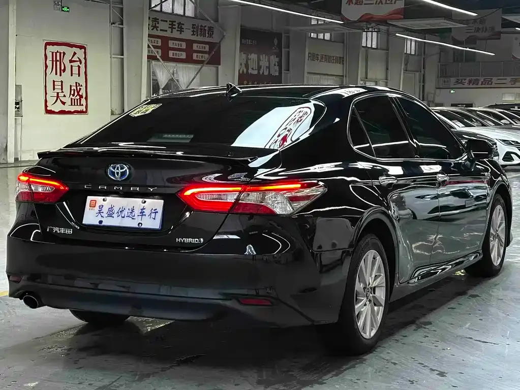 Toyota Camry 2021 из CN, фото 4