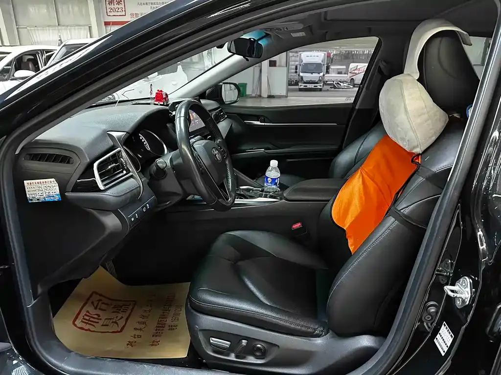 Toyota Camry 2021 из CN, фото 8
