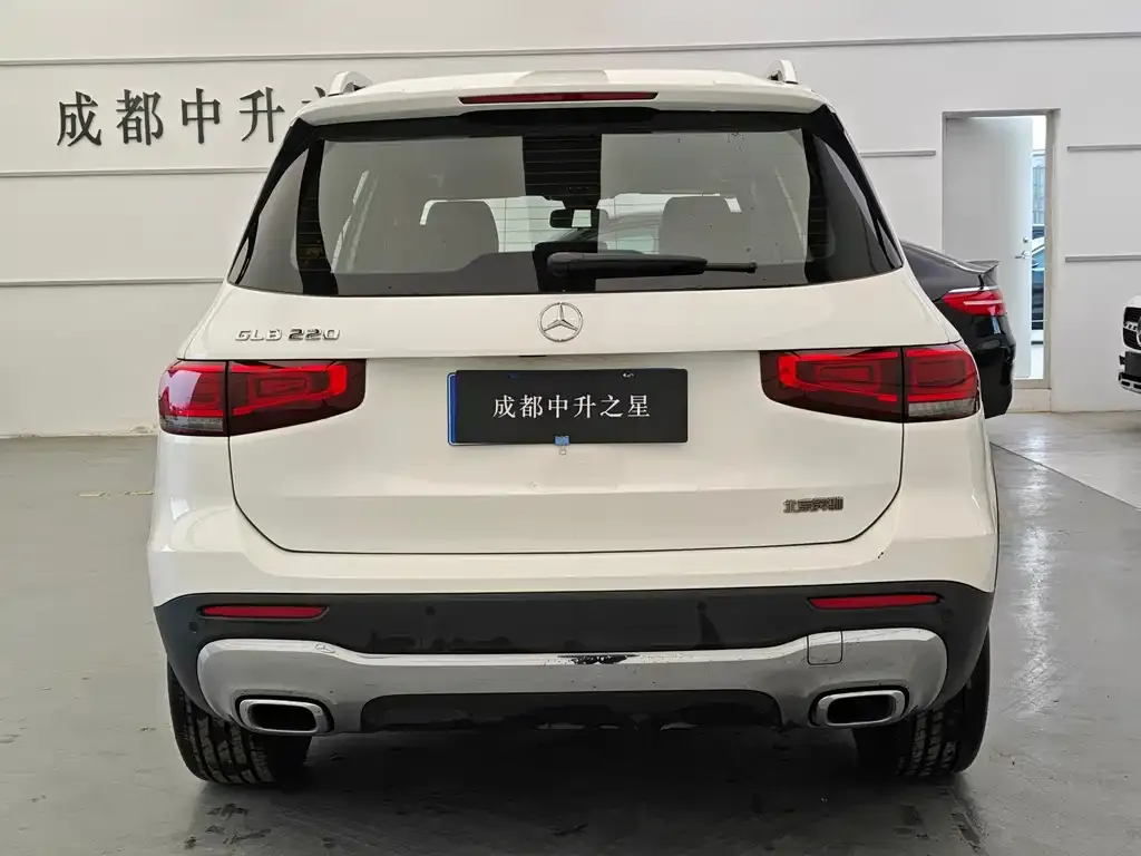 Mercedes-Benz GLB 2023 из CN, фото 2