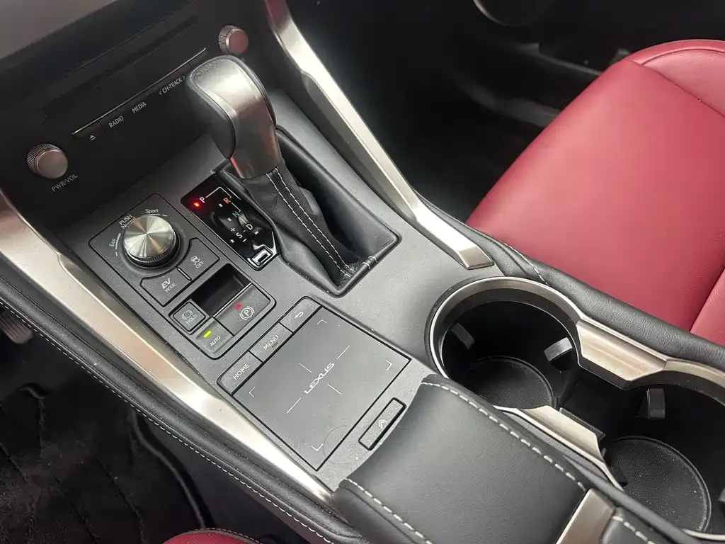 Lexus NX 2021 из CN, фото 7