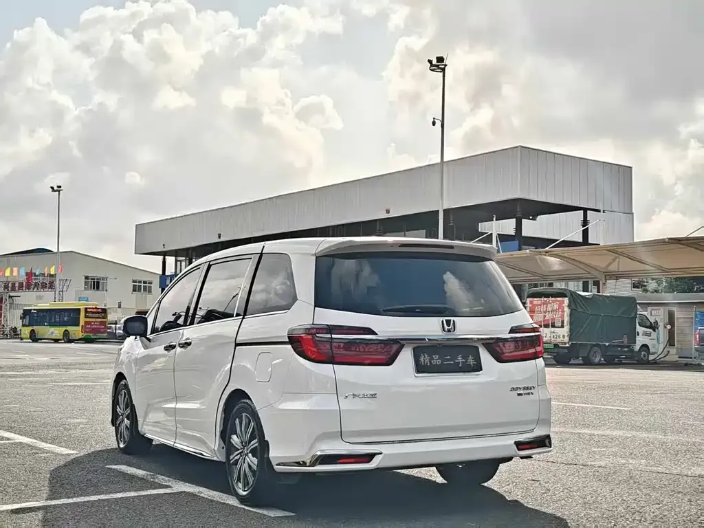 Honda Odyssey 2023 из CN, фото 7