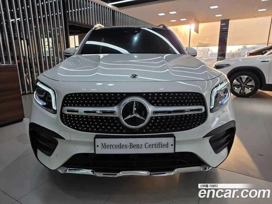 Mercedes-Benz GLB-Class — фото 4