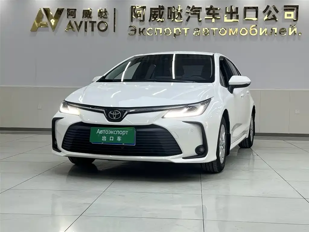 Toyota Corolla 2023 из CN, фото 1