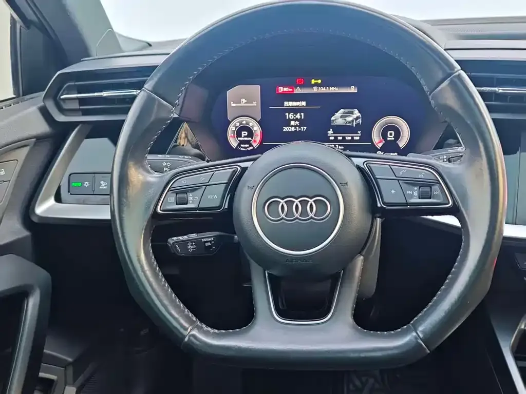 Audi A3 — фото 10