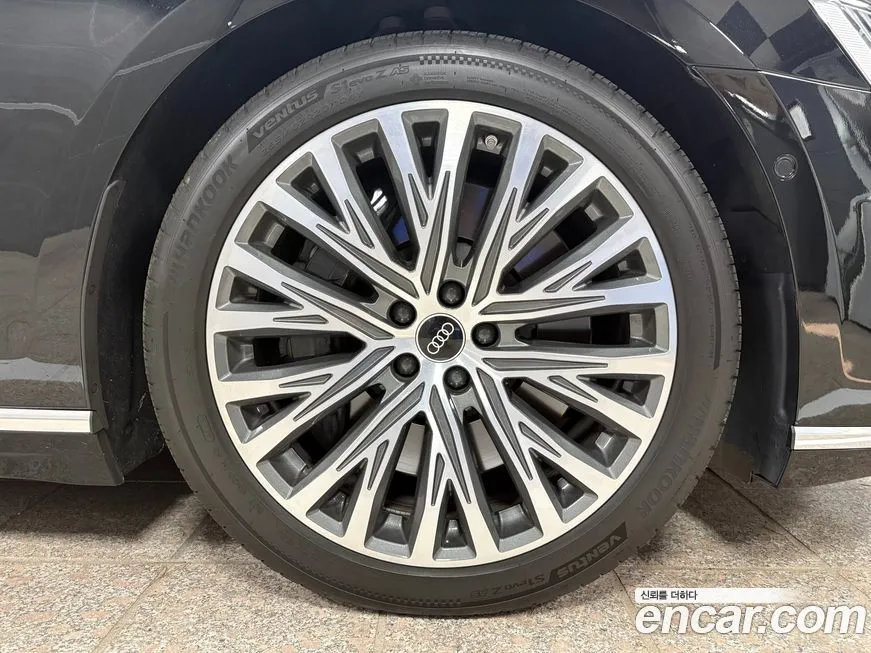 Audi A8 2021 из KR, фото 9