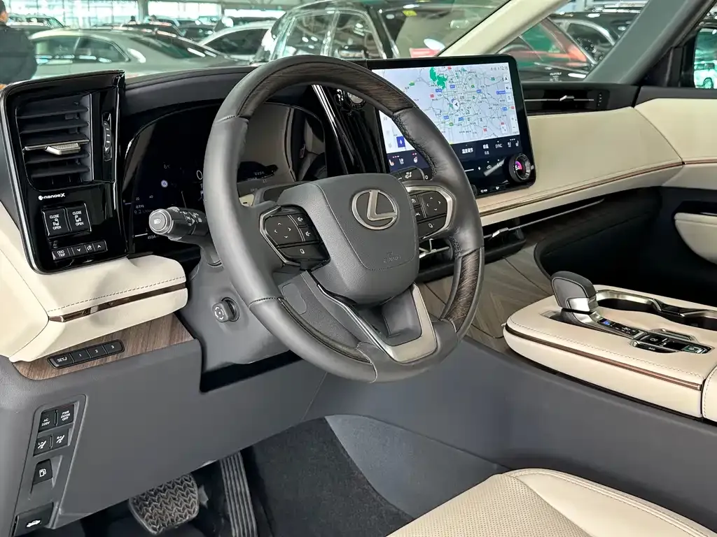 Lexus LM 2025 из CN, фото 6
