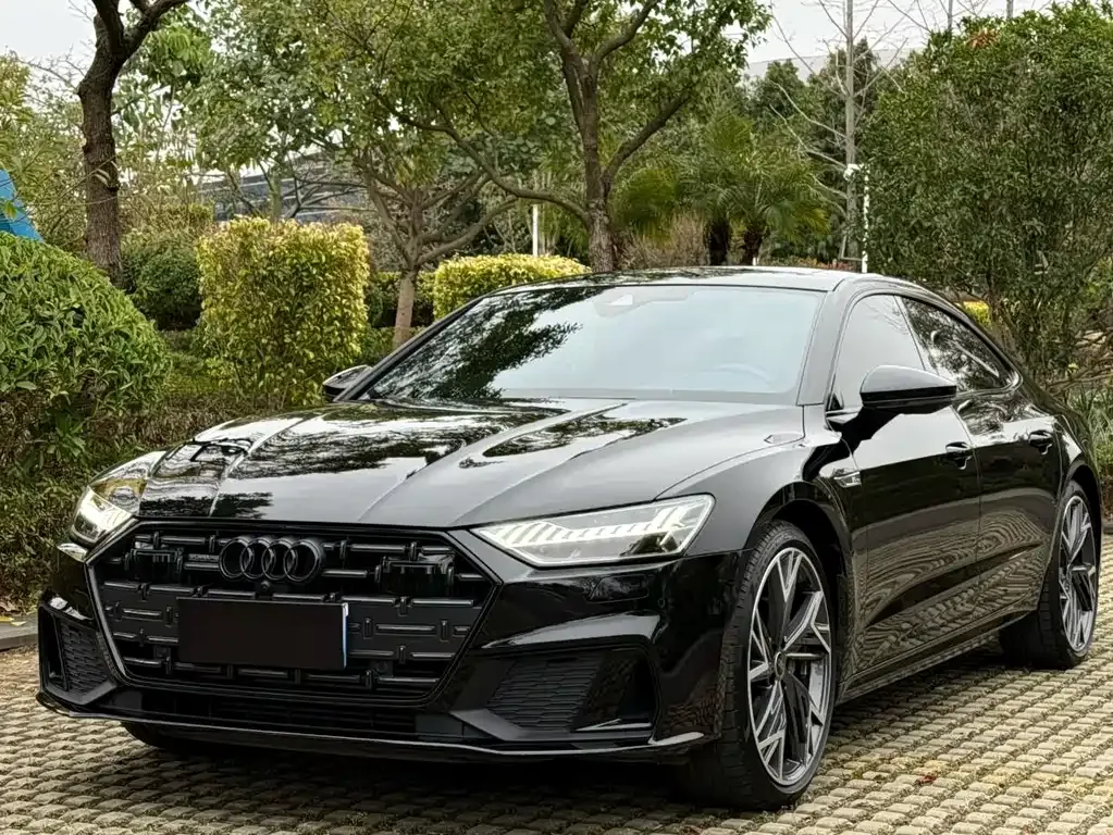 Audi A7L 2024 из CN, фото 1