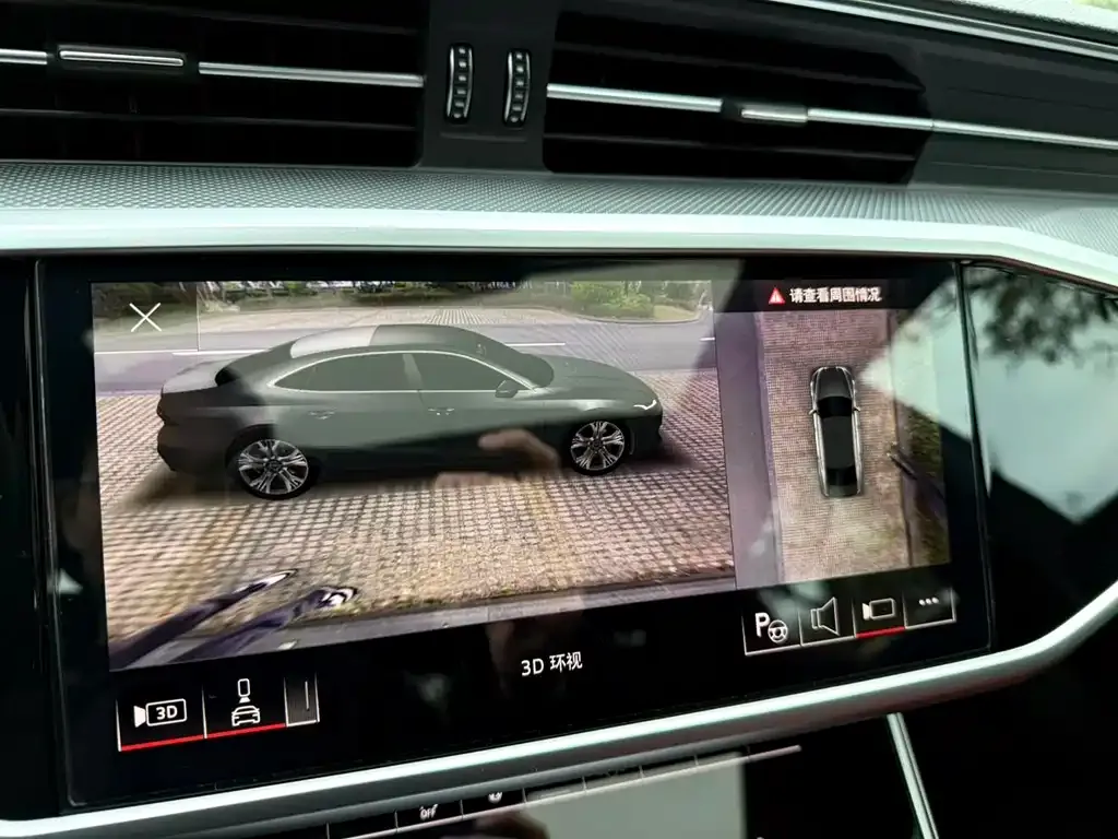 Audi A7L 2024 из CN, фото 3
