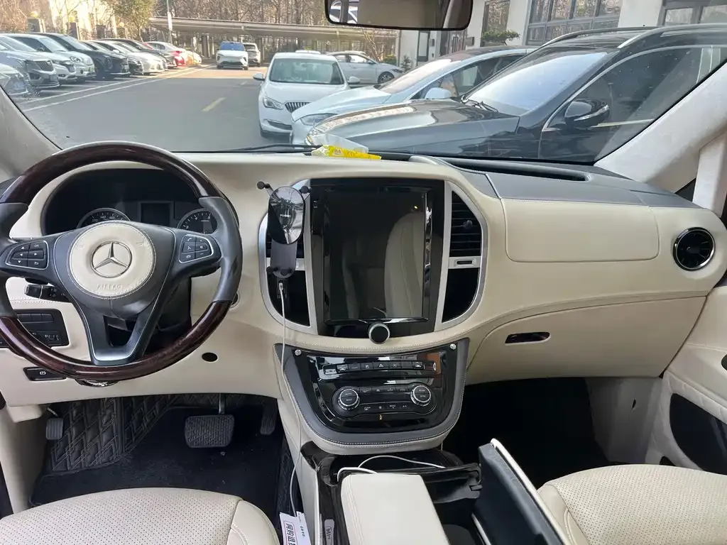 Mercedes-Benz Vito 2021 из CN, фото 6