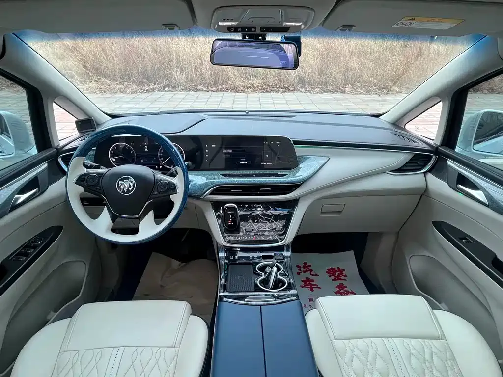 Buick GL8 2023 из CN, фото 2