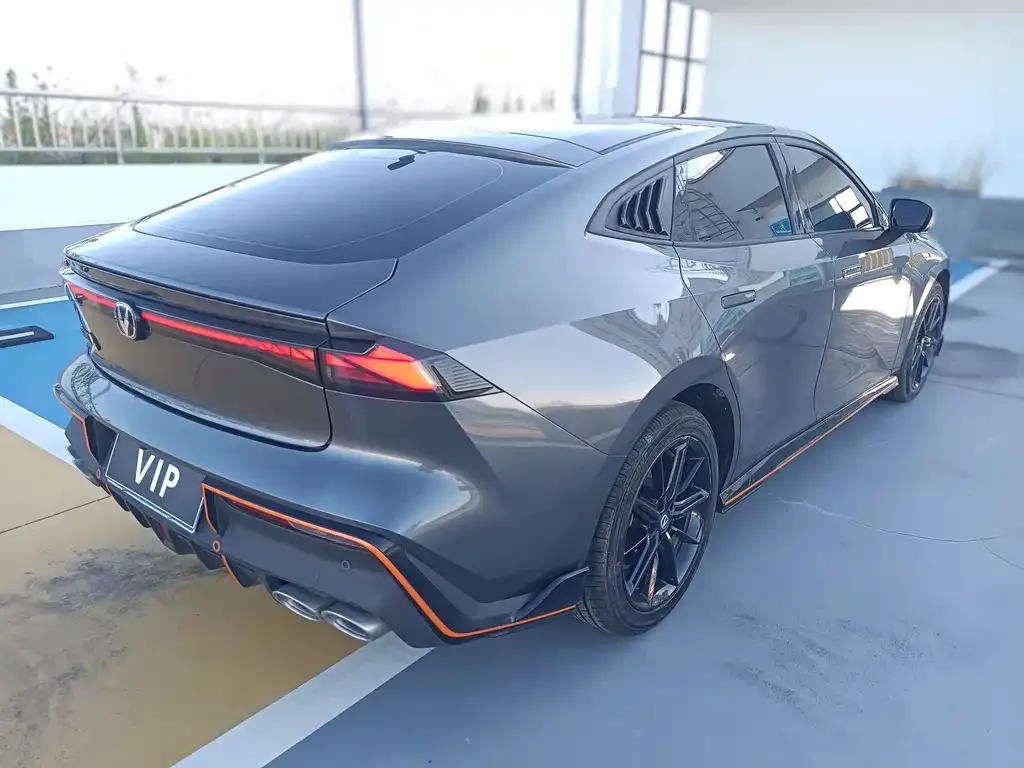 Changan UNI-V 2023 из CN, фото 4