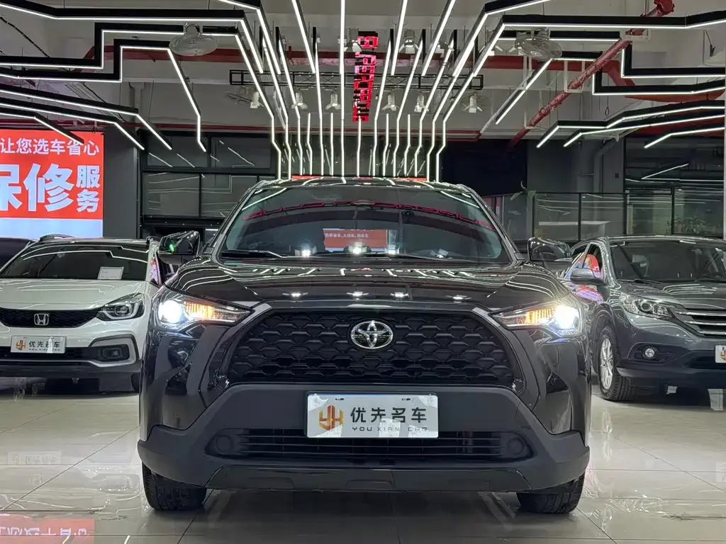Toyota Corolla Cross 2024 из CN, фото 7