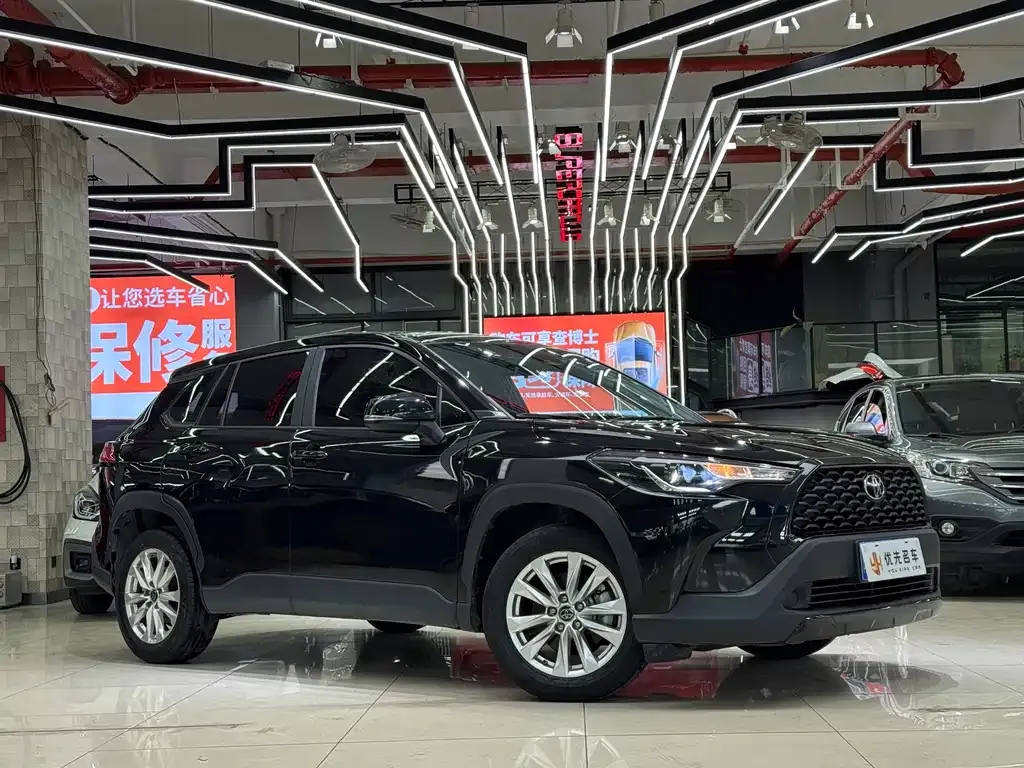 Toyota Corolla Cross 2024 из CN, фото 4