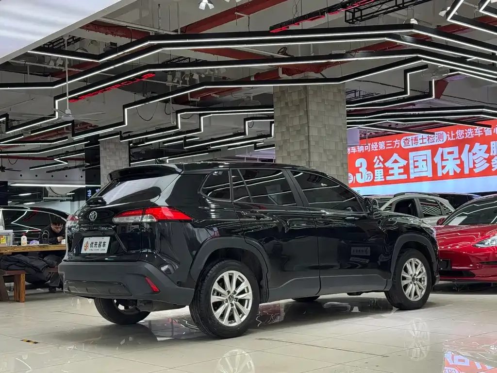 Toyota Corolla Cross 2024 из CN, фото 3