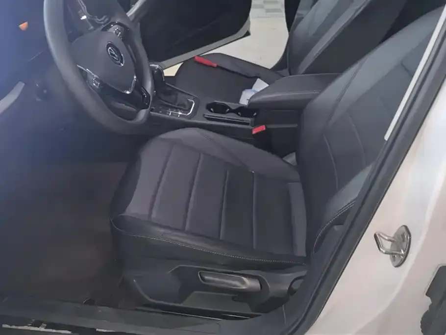 Volkswagen Lavida 2023 из CN, фото 9