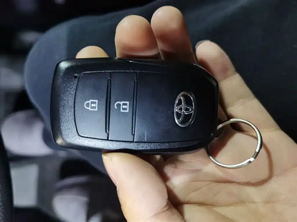 Toyota bZ3 2025 из CN, фото 3