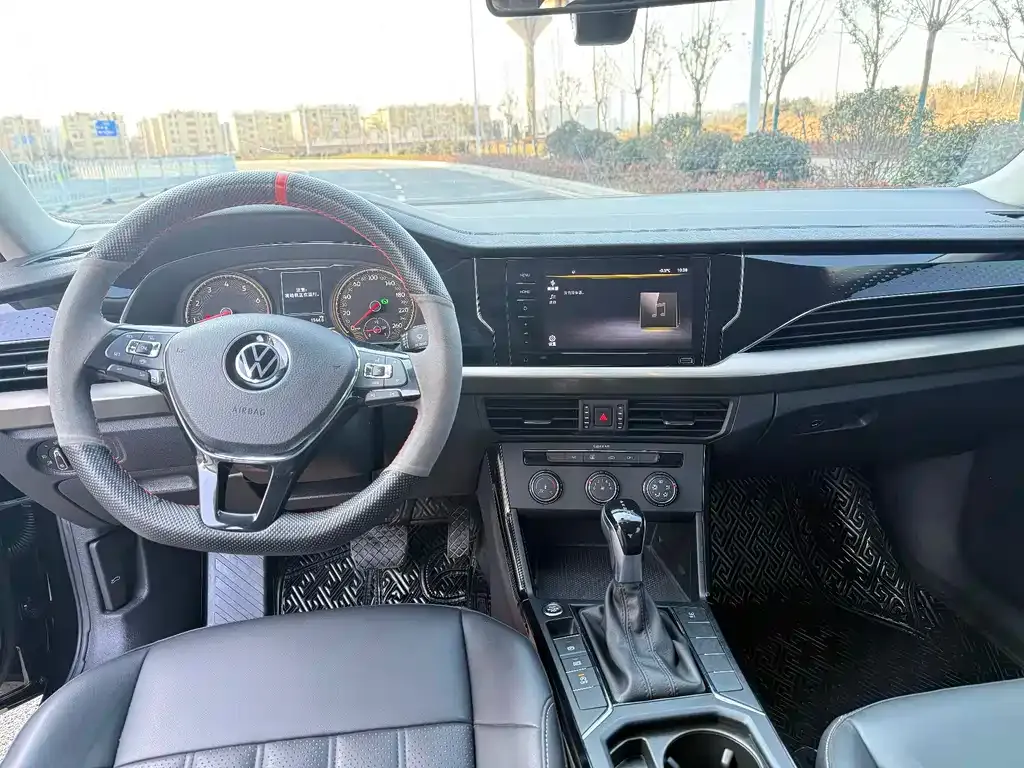 Volkswagen Passat 2021 из CN, фото 7
