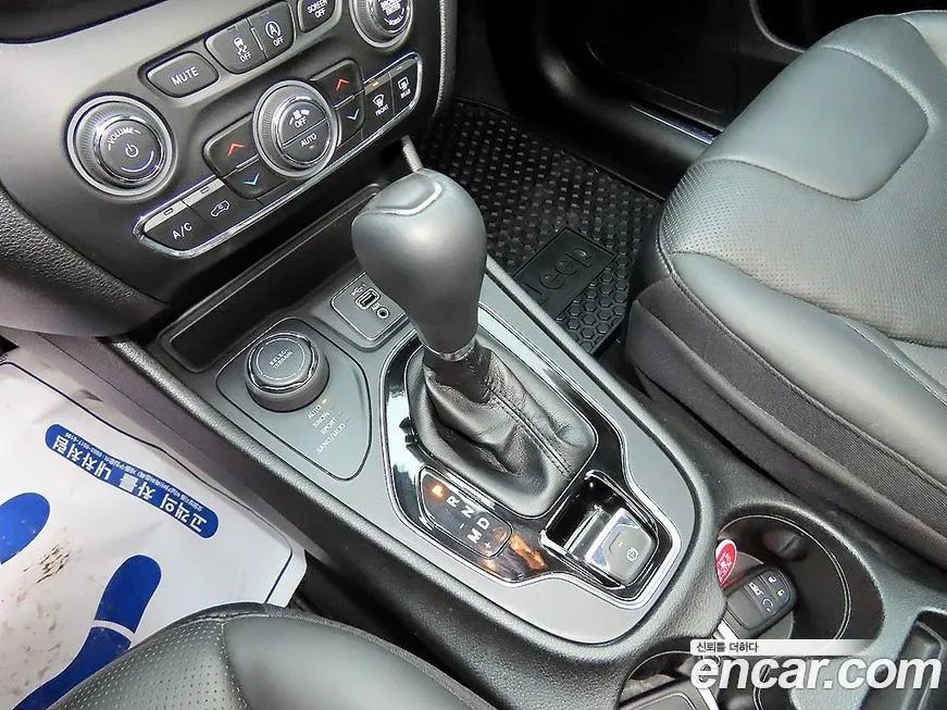 Jeep Cherokee 2021 из KR, фото 8