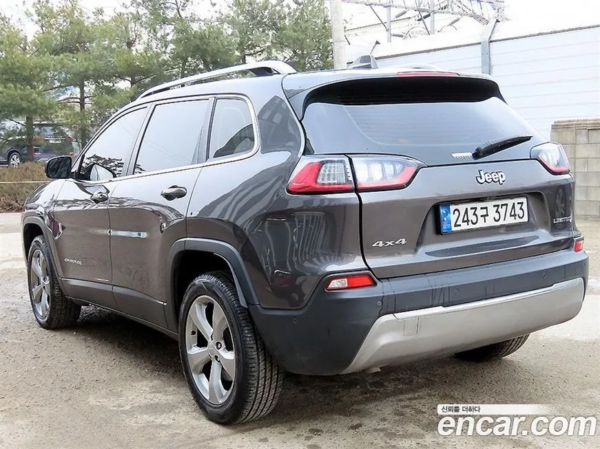 Jeep Cherokee 2021 из KR, фото 9