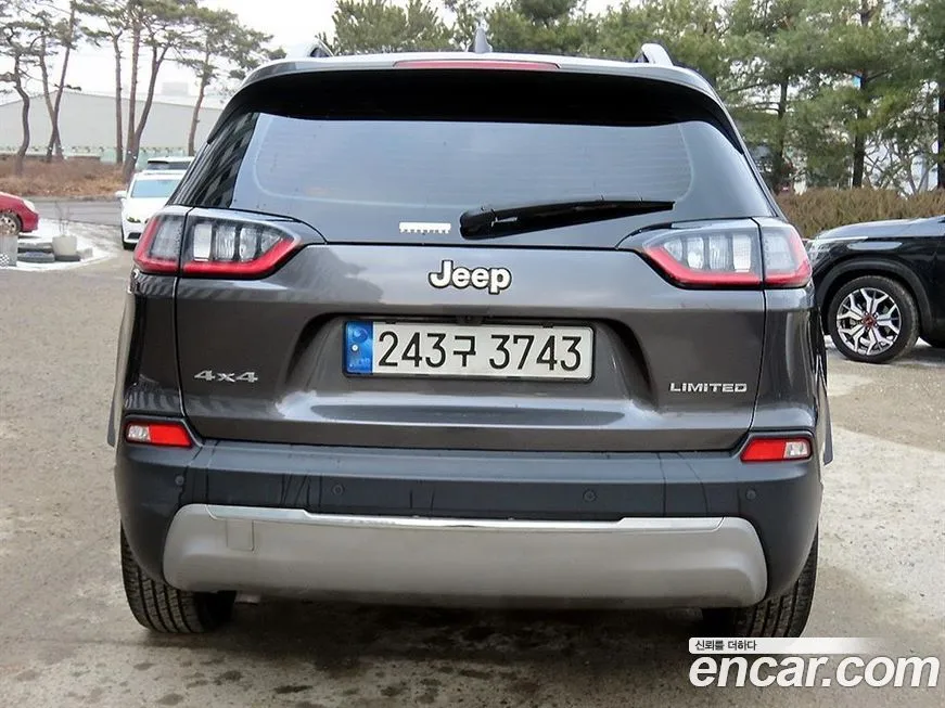 Jeep Cherokee 2021 из KR, фото 7