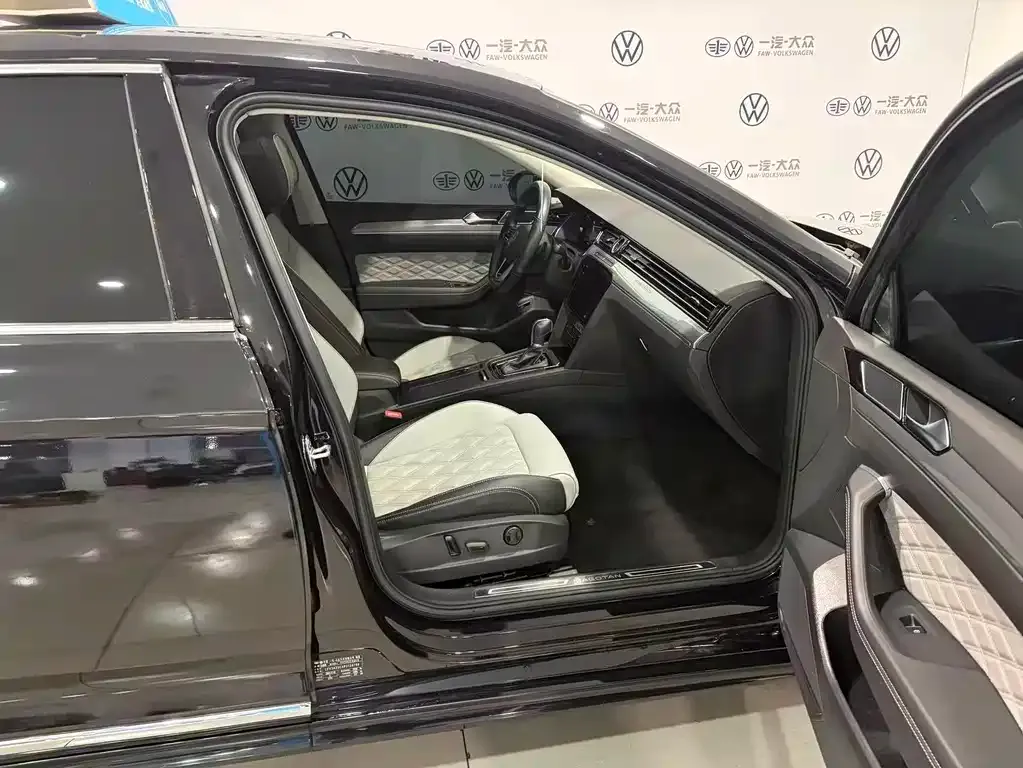 Volkswagen Magotan 2024 из CN, фото 7