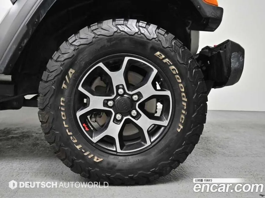 Jeep Wrangler 2021 из KR, фото 8